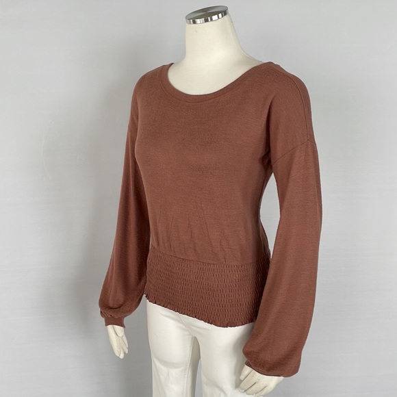 NWOT Abercrombie and Fitch Top X Small Taupe - Picture 7 of 11